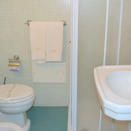 Donna Isabella Hotel 3*
